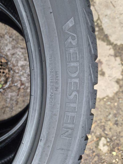 275 40 21 Anvelope All Season Vredestein Dot 2021