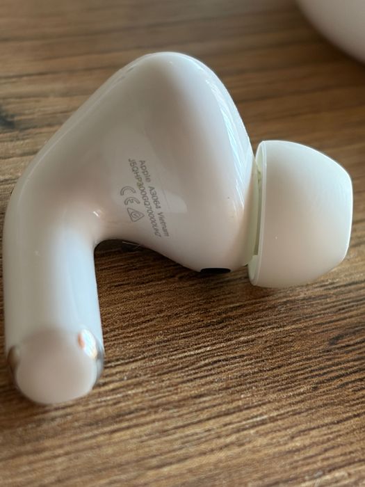 Apple AirPods Pro 3 - Garanție 1 An - Super Preț