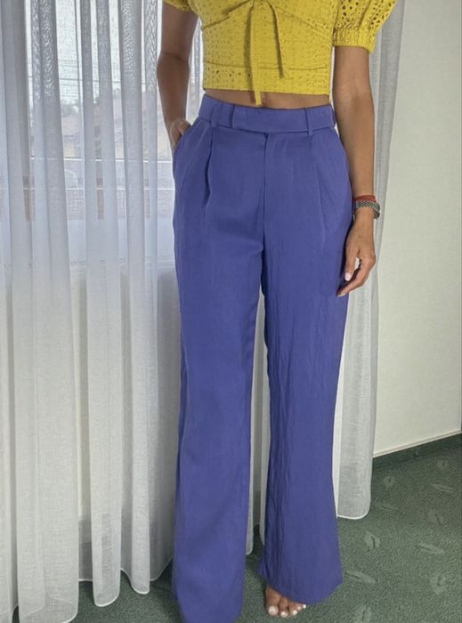Pantaloni lejeri  zara - marimea xs , culoare mov
