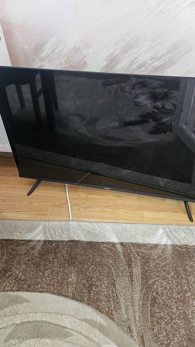 Tv Hisense diagonala de 108 cm