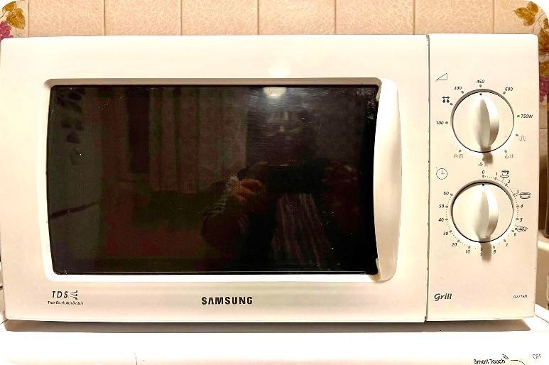 Микровълнова Самсунг
