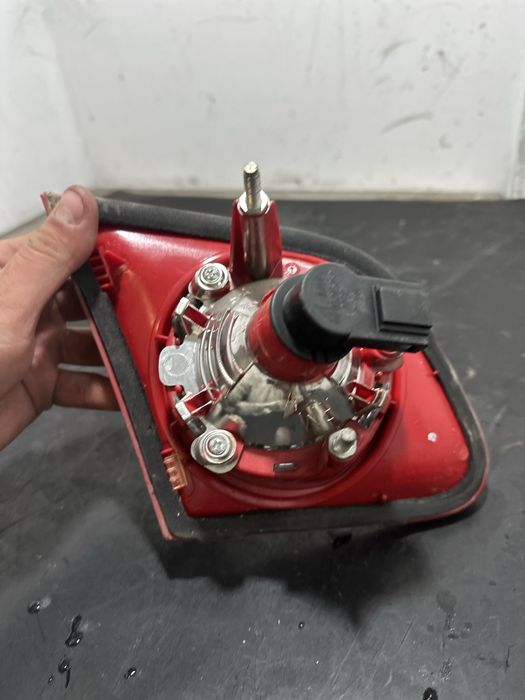 Stop dreapta haion volkswagen vw passat b6 3C5945094C