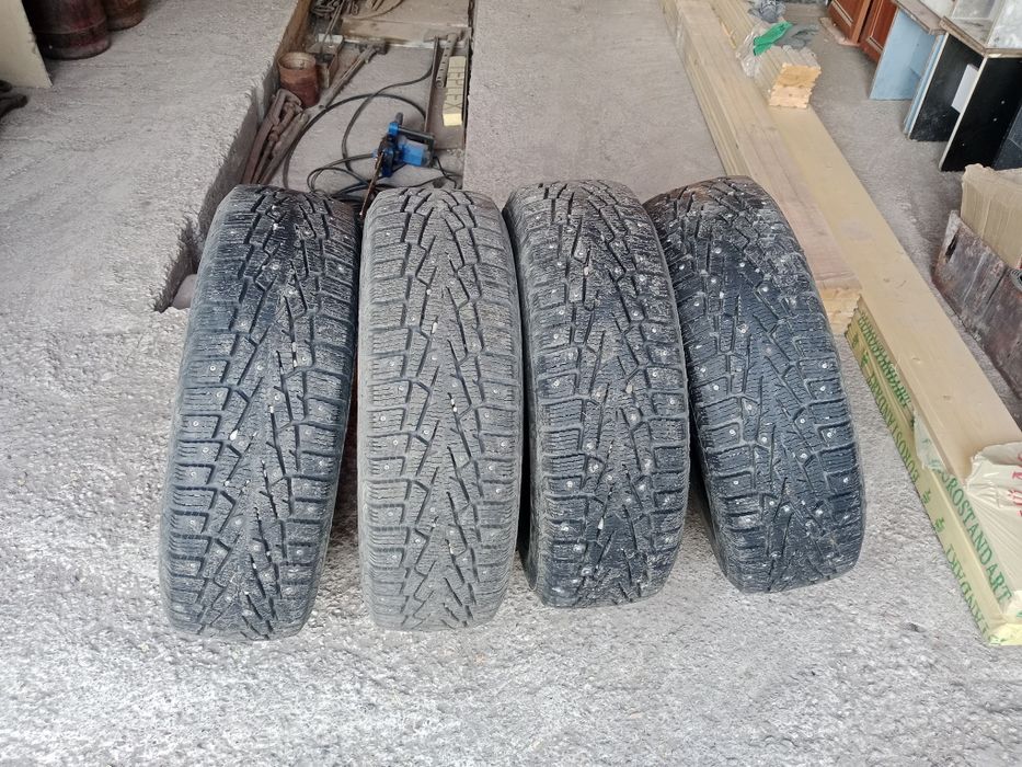 Продам зимние шины