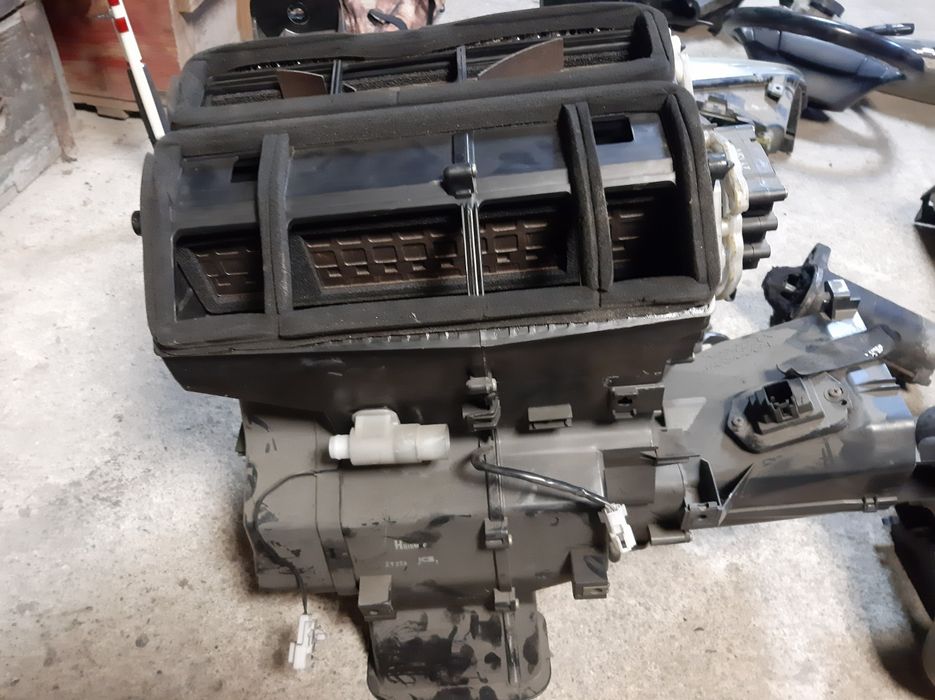 Мазда 6 на части