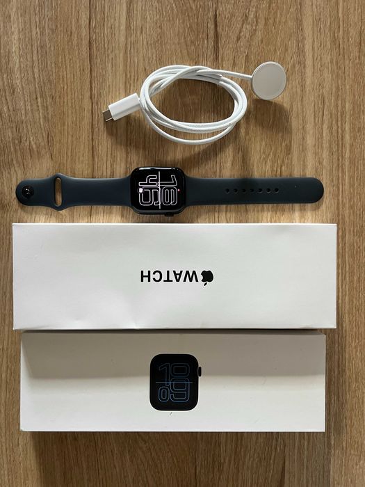 Apple Watch SE (3rd gen, GPS) Aluminum 44MM | Midnight S/M