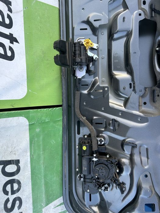 Broască, îcuietoare  haion cu Soft close  Audi A4 B9 avant