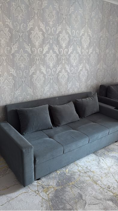 Диван в хорошем состояний