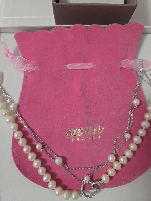 Колиета и обици, перли swan