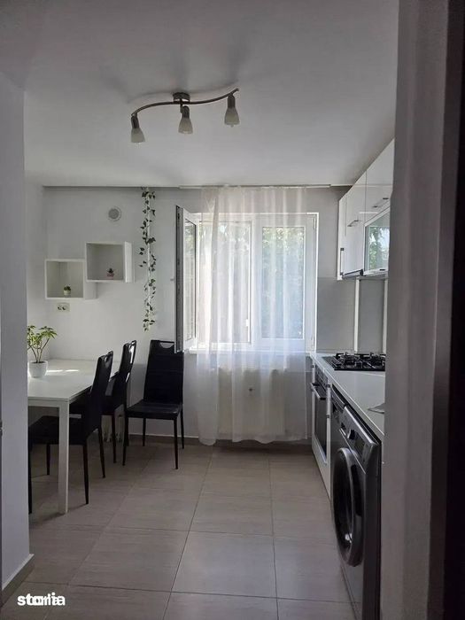 3 camere Trapezului centrala loc de parcare 8 min metrou 1 decembrie