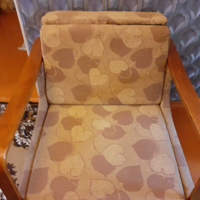 Мебель б/у продается .Тараз .сахзавод