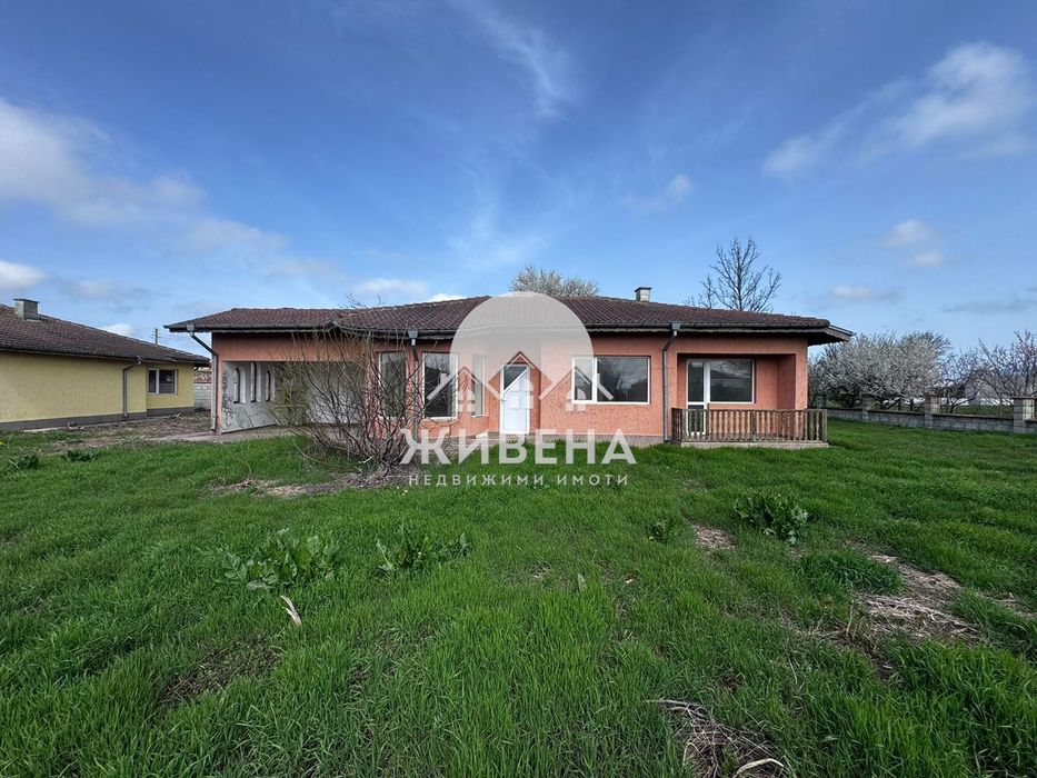 Продава къща в с.Соколово, площ 136 кв.м