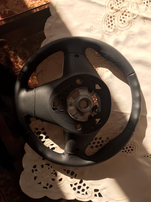 Volan Bmw Din piele si comenzi