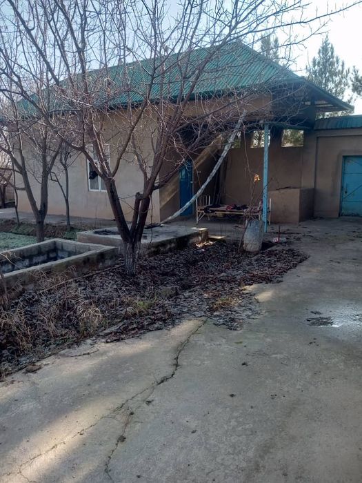 12 сотих Ховли сотилади