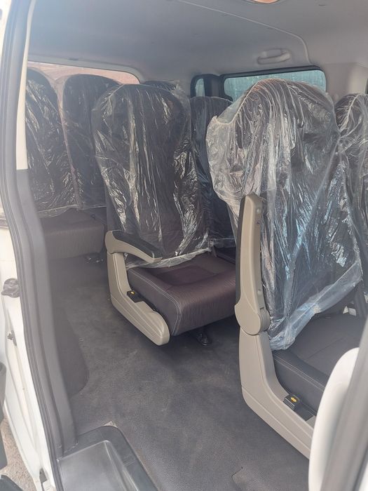 Минивен 9 уринли