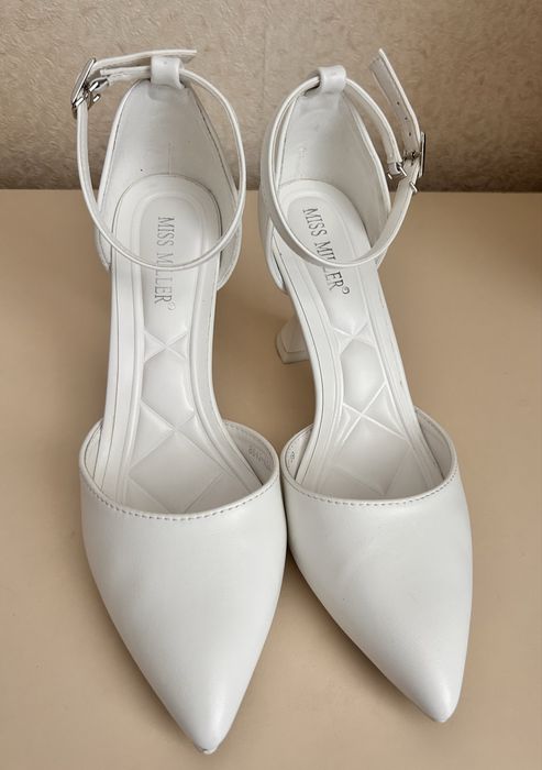 Продам туфли 39 размера