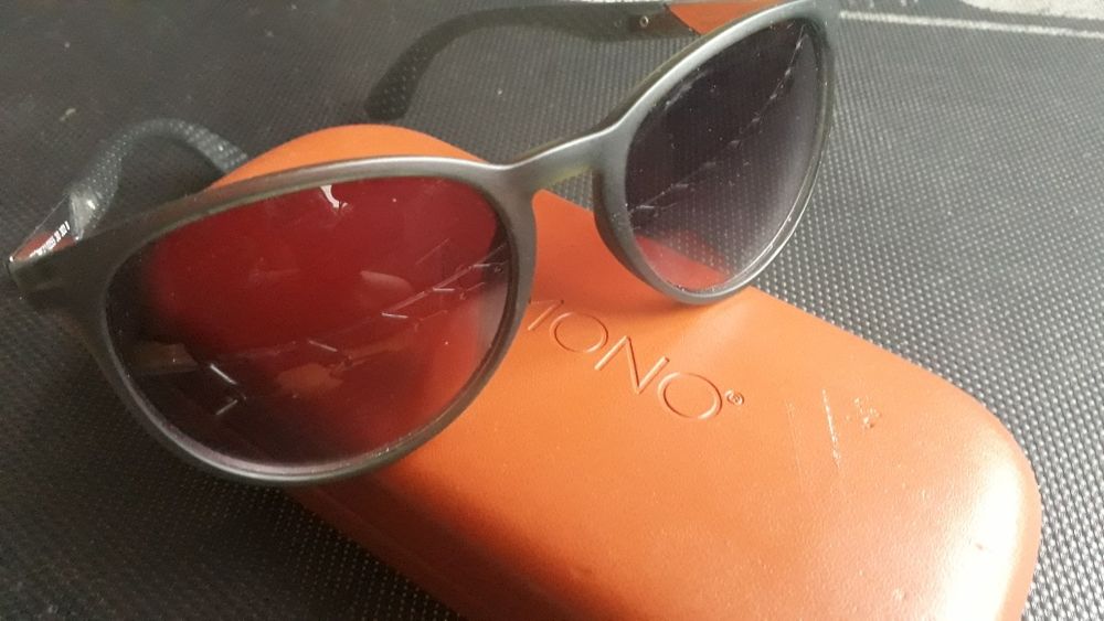 Дамски слънчеви очила