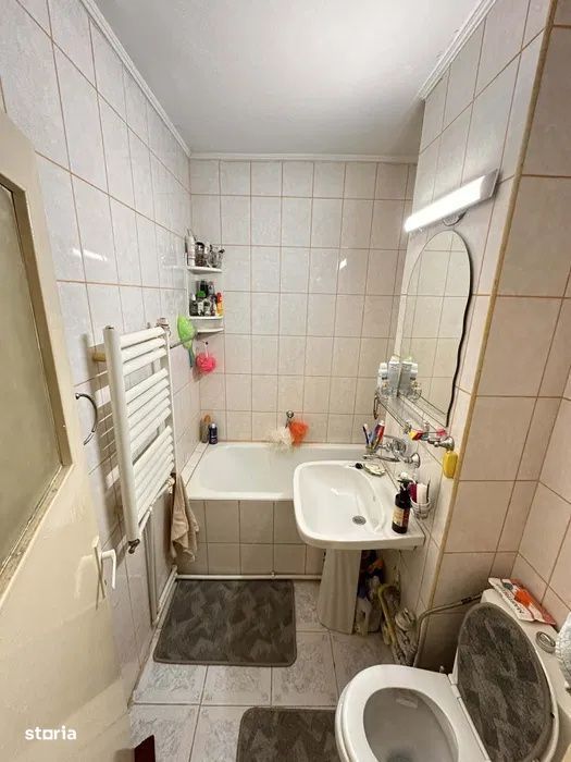 Calarasilor Viziru - Apartament 2 camere decomandat, suprafata 55mp.