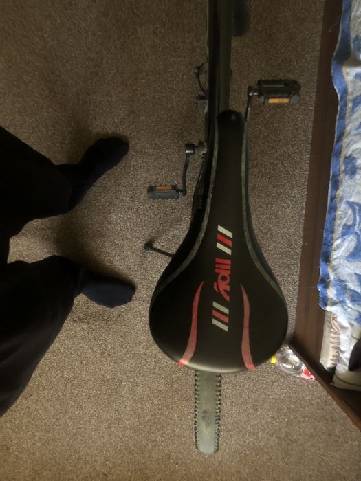 Продаёться велик фирма Adil в нормальном состояние