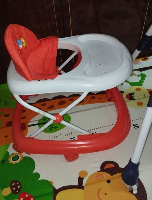 Стул для кормления и ходунки