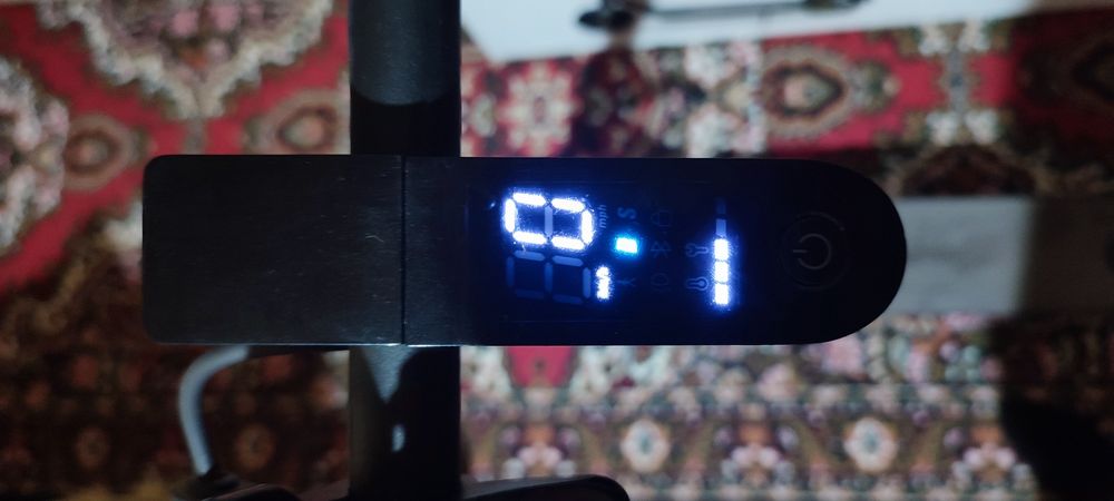 Продается электро самокат mi electro scooter 1s