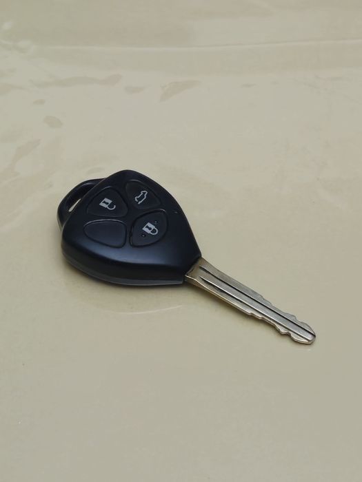 Ключ на Прадо 150 с чипом Prado