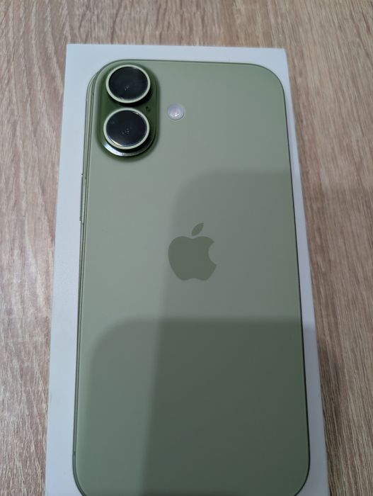 iPhone 17, green esim, 256gb