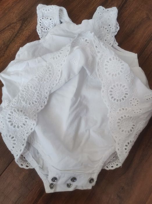 Продам белое платье