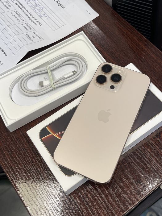 Iphone 16 pro max Gold 256gb