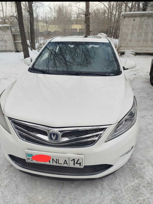 Продам автомобиль Чанган- еадо