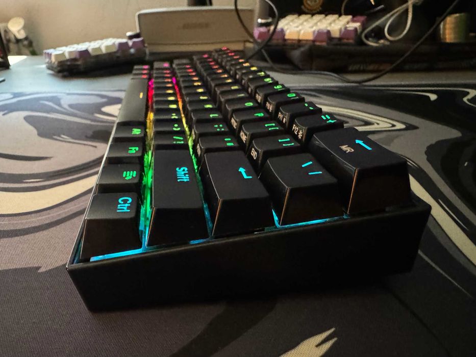 Tastatura mecanica Redragon Draconic K530 - Bluetooth - Switchuri clicky - Hot Swap - RGB