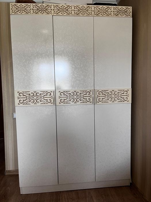 Продам шкаф для спальни