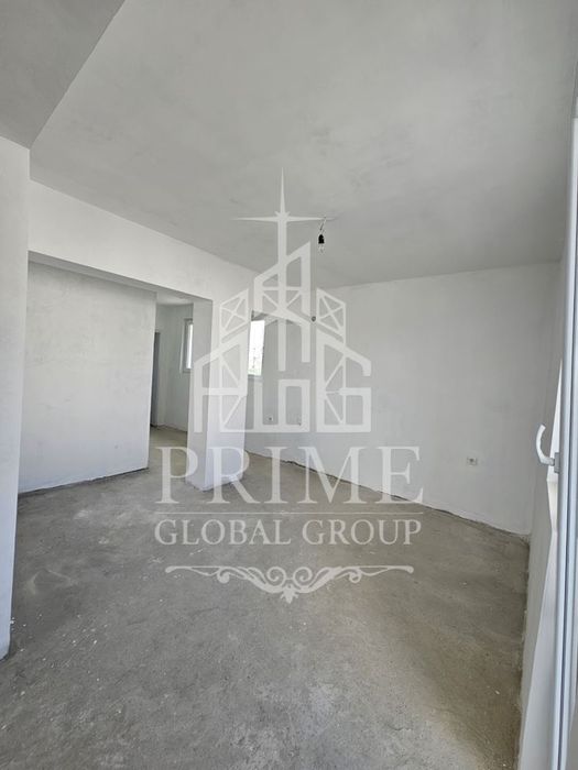 Апартамент | 96 кв.м | 3-ти етаж от 5 | Тухлена сграда | Изглед към м
