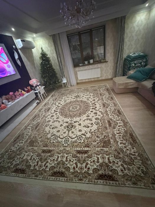 Продам ковер размер большой 3*4