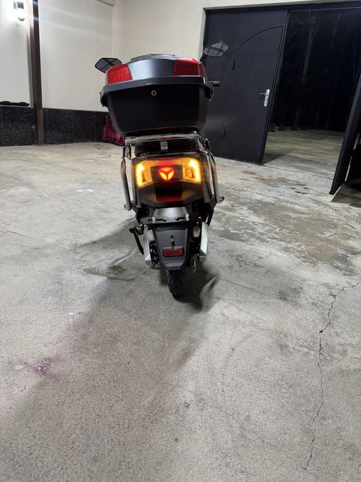 Sukuter elktroniy moto bayk matasekil