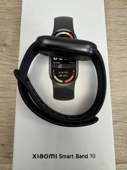 Нова с гаранция Гривна Xiaomi Smart Band 10, черен цвят