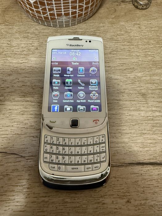 Blackberry 9800 , 3G , Wi-Fi , White