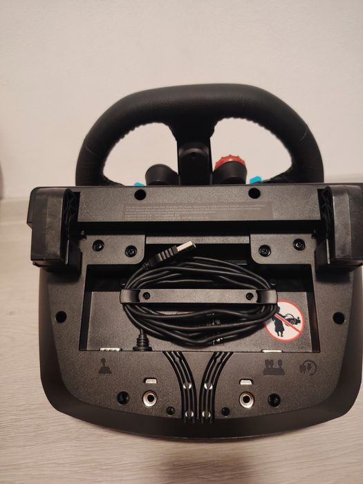 Vand volan Logitech G29