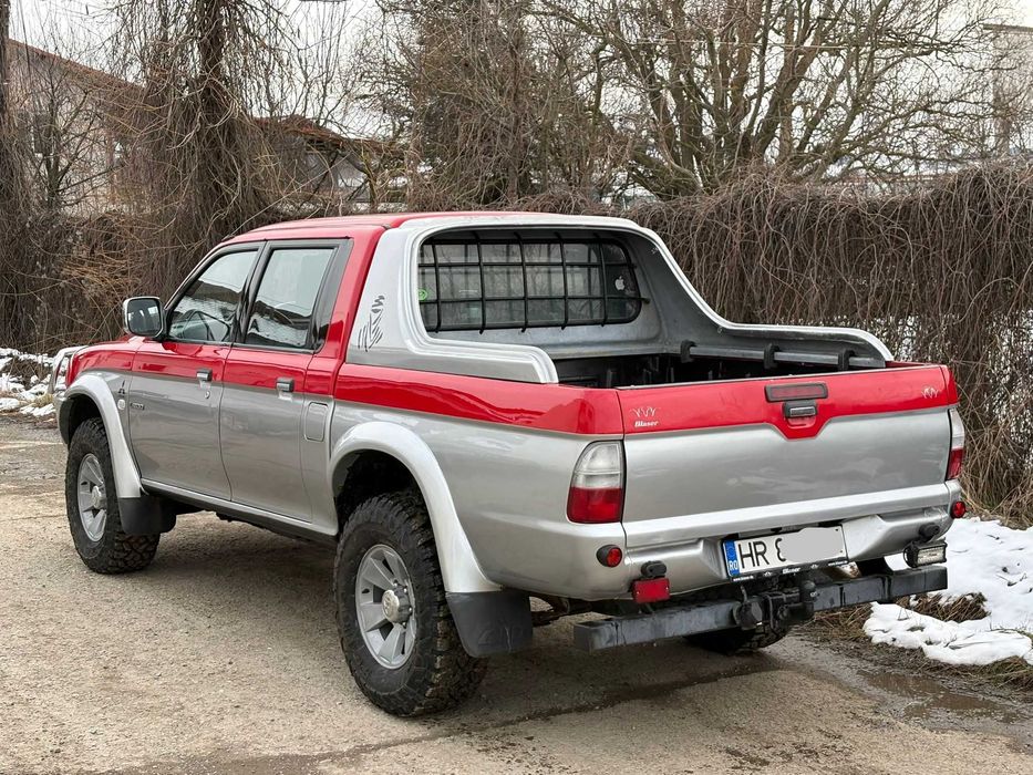 Mitsubishi L200 Magnum 2.5 D-ID 116cp 4x4 Pick-Up Proprietar