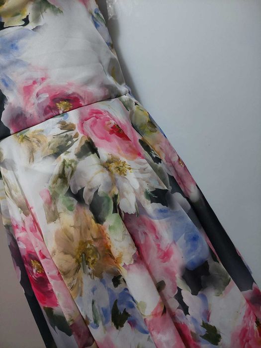 Rochie imprimeu floral La Donna in V, in clos