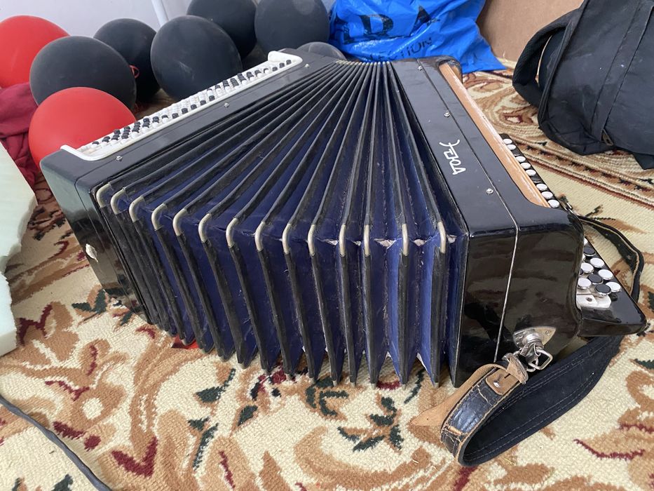 Гармошка ЭТЮД сотилади