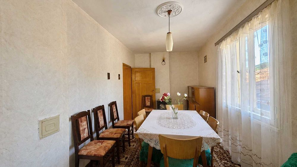 Продава се Къща в с. Елешница, Област София-област - 265 кв.м за 899 €/кв.м - Снимка #17
