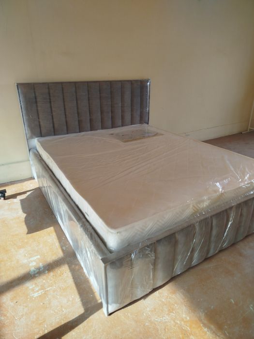 Sotiladi yangi ikki kishilig yotoq xona mebeli . Sifatli 100%