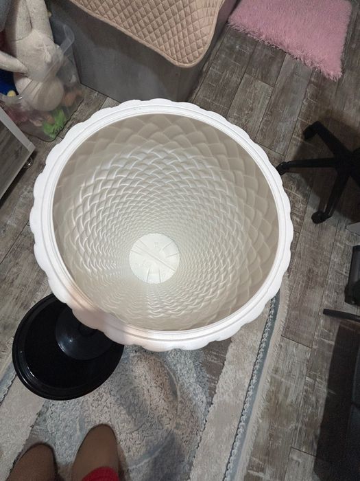 Кашпо для цветов