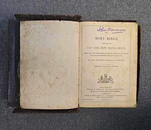 Biblia / Biblie veche , 1864 ,engleza, coperta piele, 14x11 cm