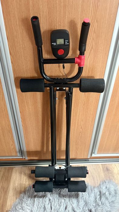 Aparat fitness abdomen cu ecran digital – Ca nou, nefolosit