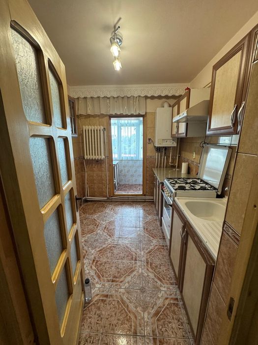 Persoana Fizica vând Apartament 2 cam decomandat Nicolina Lidl