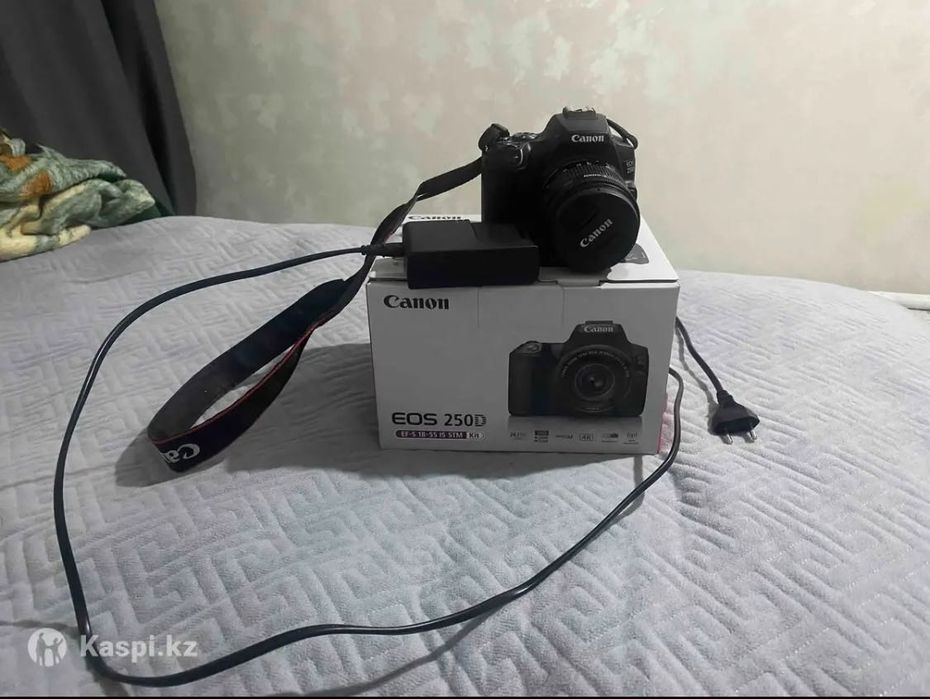Фотоаппарат canon eos 250d