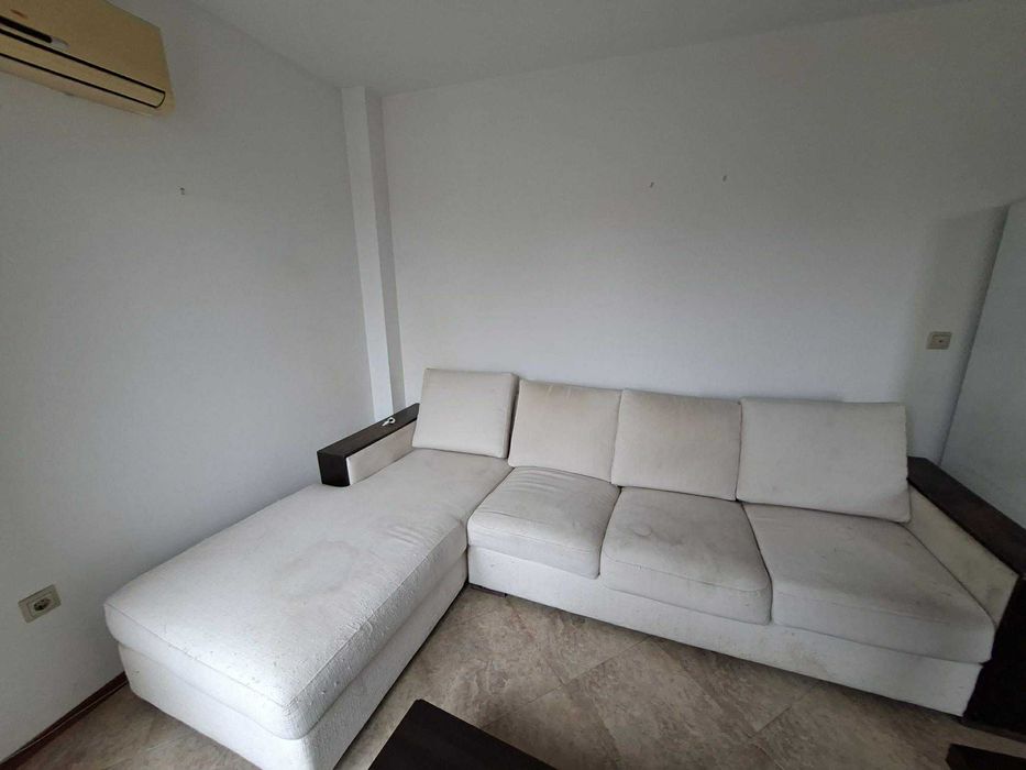 Подаряваме диван!