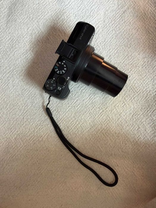 Sony Cyber-shot DSC-HX50V – 30x оптичен зуум, Wi-Fi, GPS (+ резервна батерия)