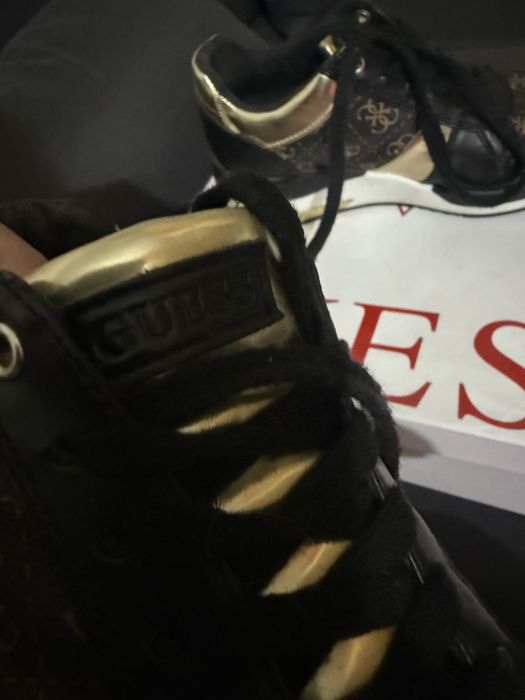 Adidasi dama guess marimea 37